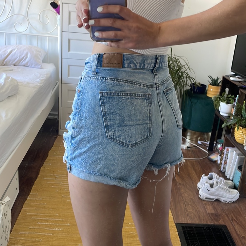 SALE!!! Mom Jean Shorts.      3